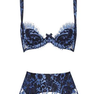 RARE Agent Provocateur Soiree Collection  Mei  4 pc. set
